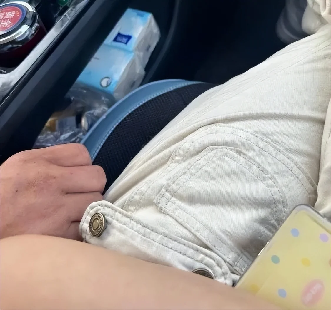 女生投訴被T3網(wǎng)約車司機(jī)猥褻。圖源：南方都市報