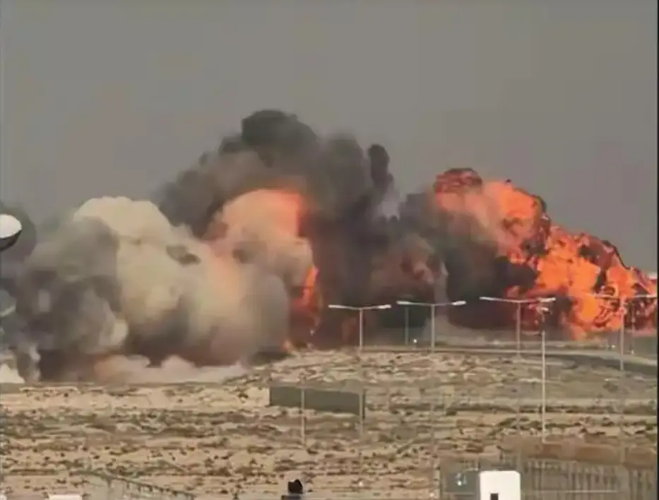 印度“光辉”战机坠毁后，巴基斯坦防长转发相关帖文表示哀悼。