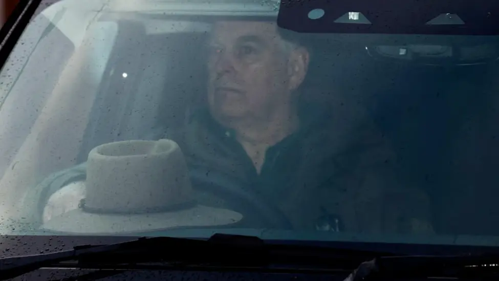 极具羞辱性！爱泼斯坦新一批文件披露后，安德鲁被要求搬离温莎住所