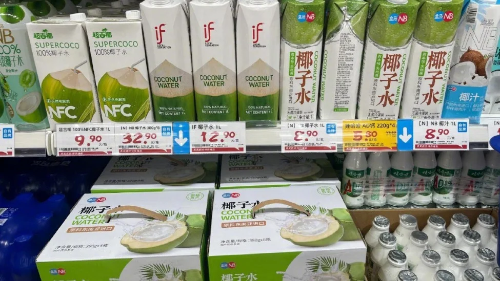 “100%椰子水”被曝造假，你喝的可能只是高级糖水